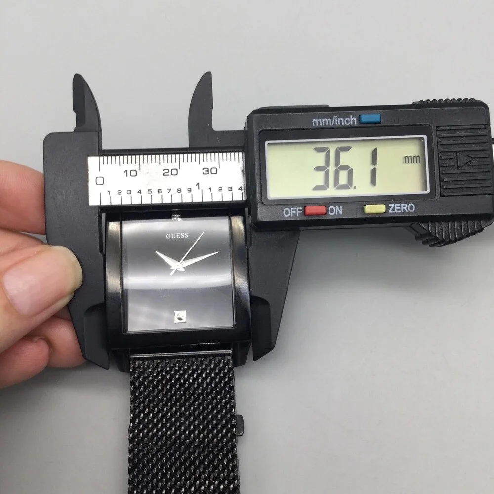 Guess U0298G1 Mens Watch 36mm Black Dial Black Steel Bracelet New Battery 7.25